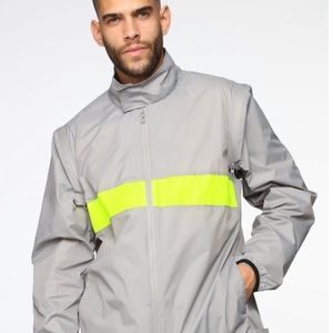 Men’s grey/neon yellow Vest/Windbreaker